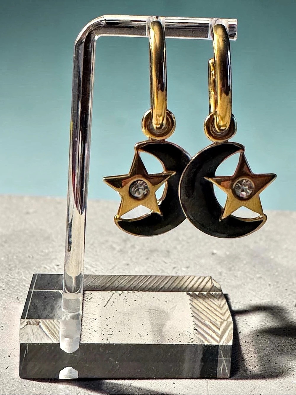 Black & Gold Star Hoop Earrings Like New